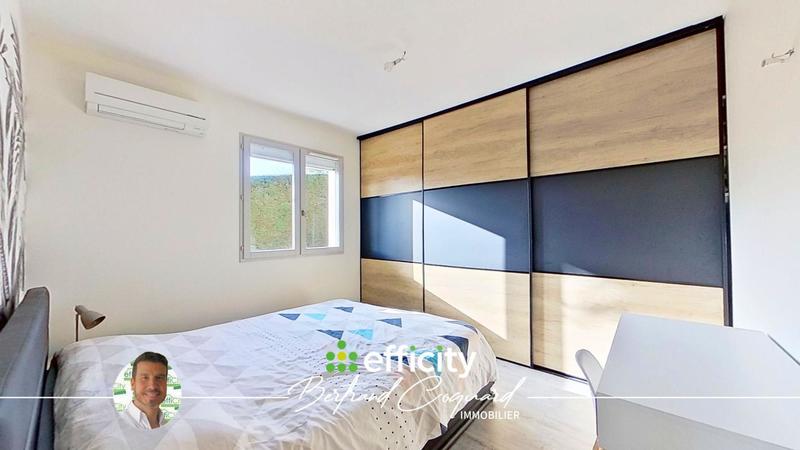 Villa - 127 m² - 6 pièces