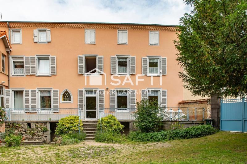 Maison - 387 m² - 15 pièces