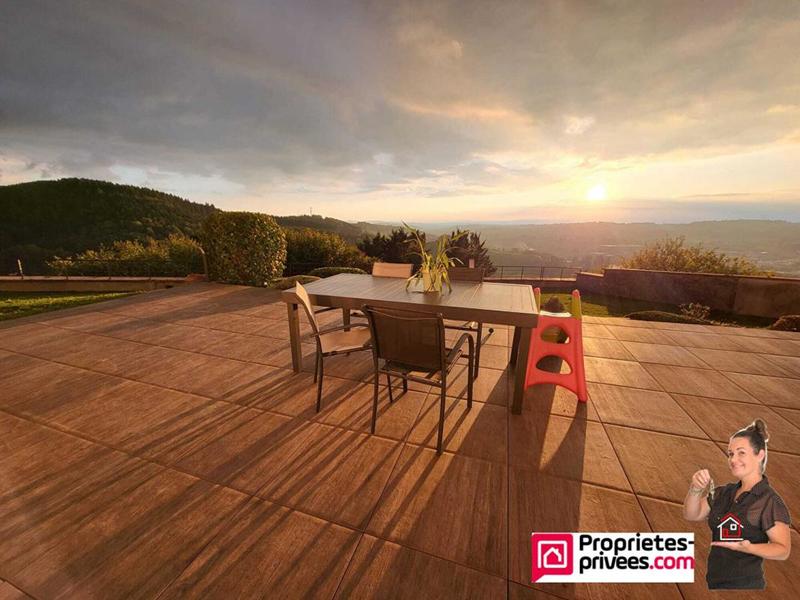 Maison - 111 m² - 4 pièces