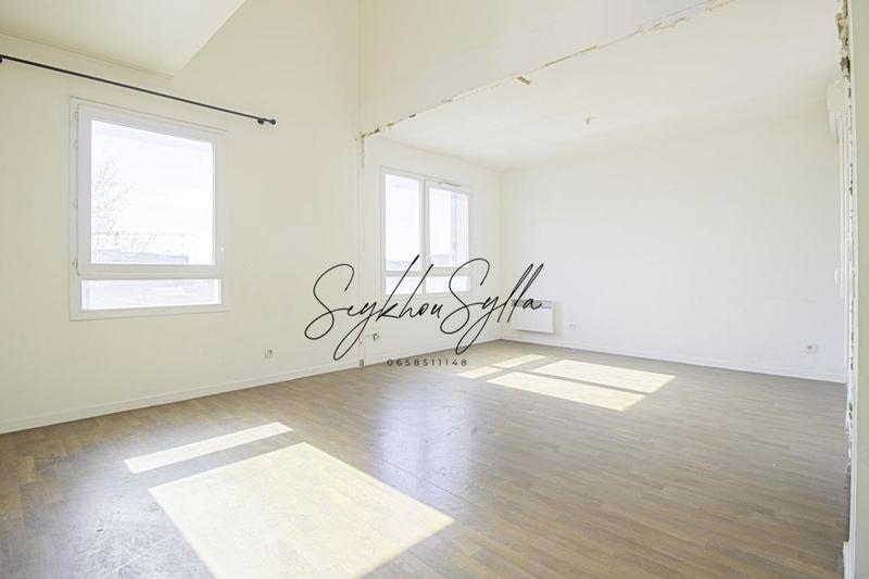 Appartement - 87 m² - 5 pièces