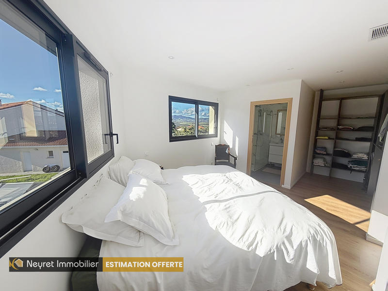 Villa - 132 m² - 6 pièces