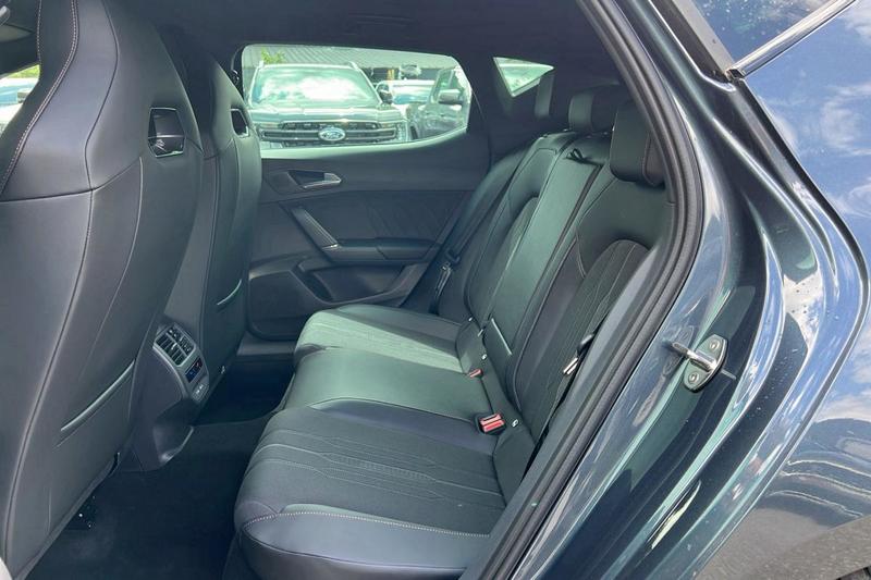 Cupra Leon E-Hybrid 1.4 Tsi 204 Dsg