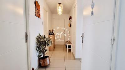 Appartement - 76 m² - 4 pièces