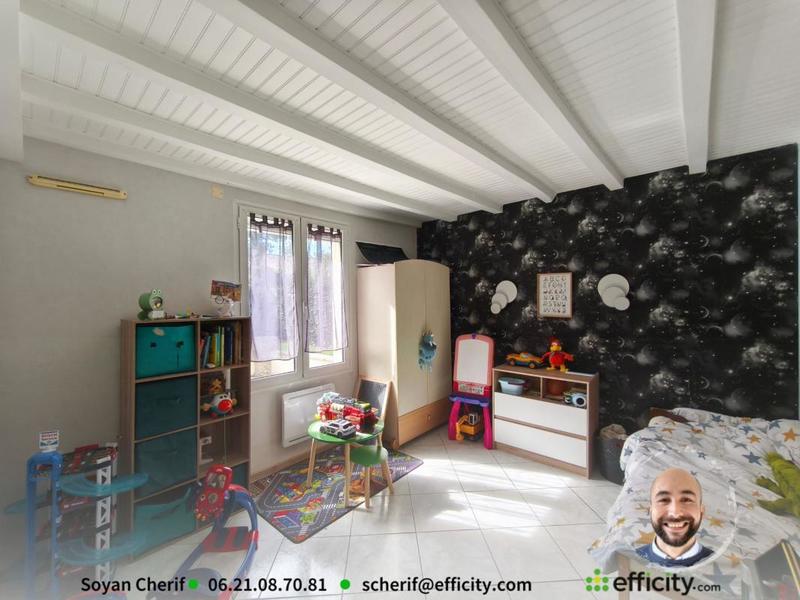 Maison - 99 m² - 5 pièces