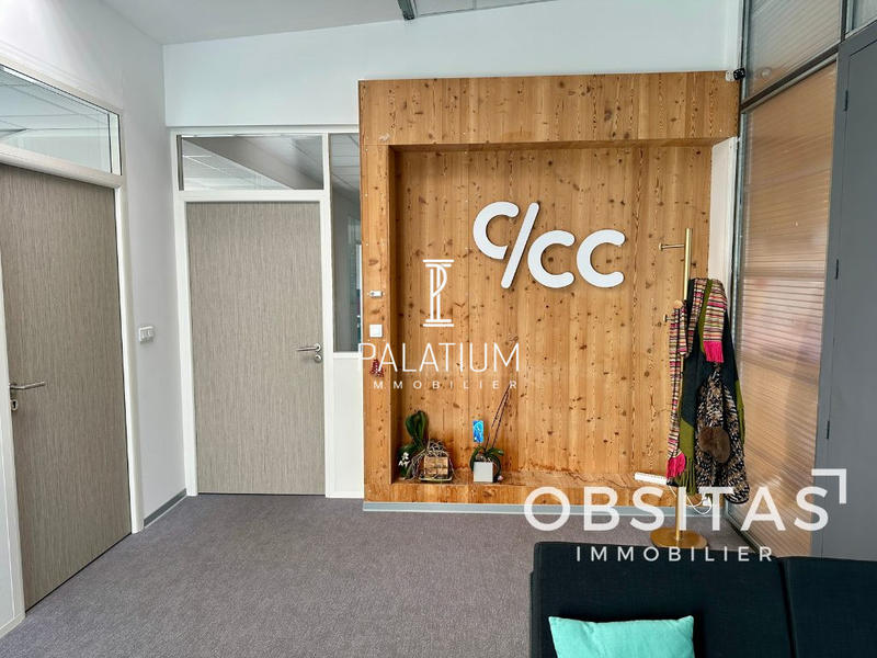 Bureau - 195 m² - 4 pièces