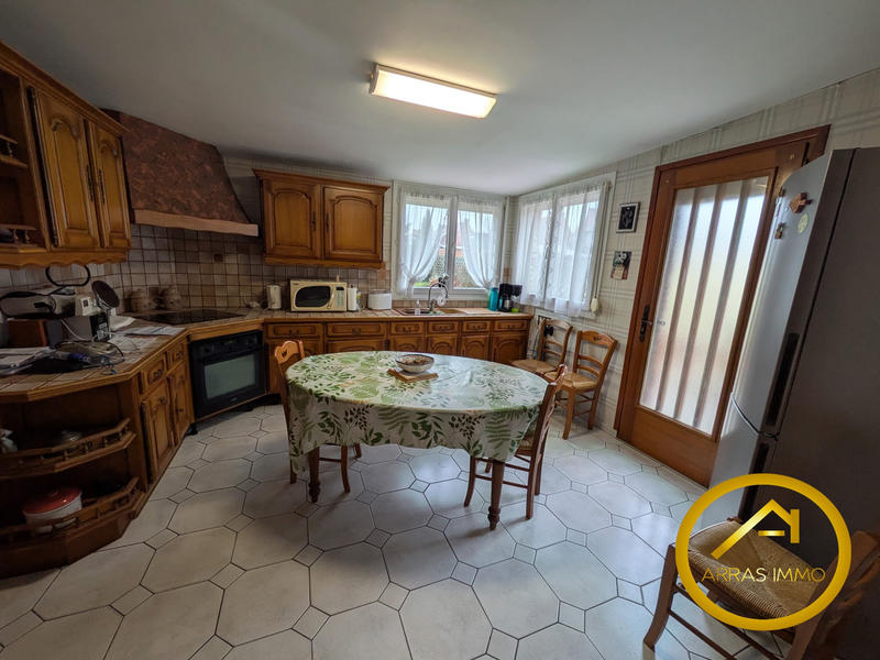 Maison - 101 m² - 6 pièces