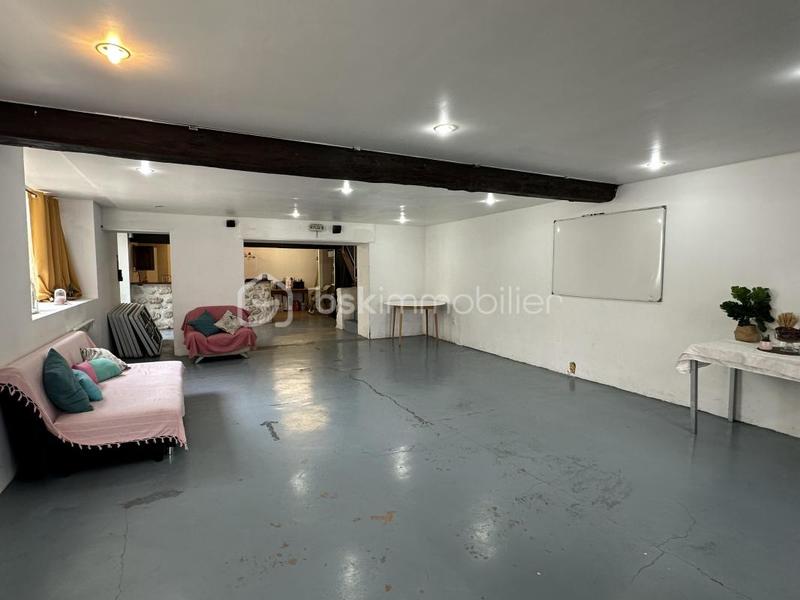 Immeuble - 187 m² - 7 pièces