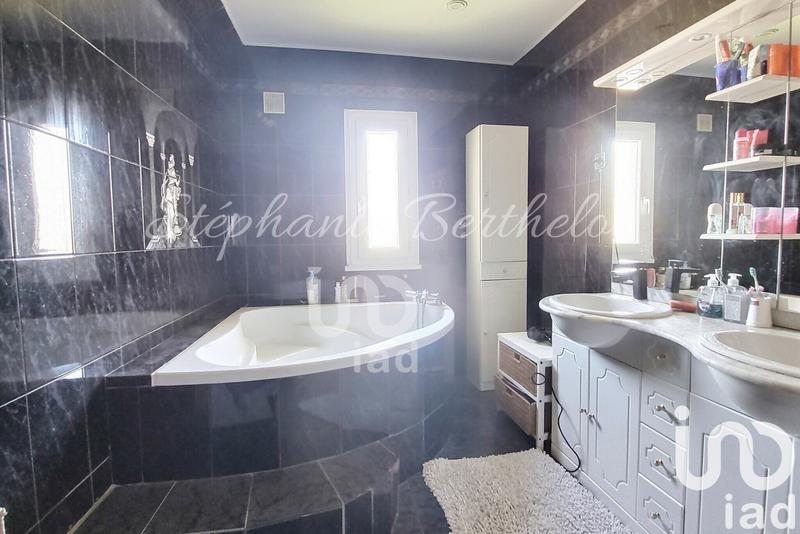 Maison - 134 m² - 5 pièces