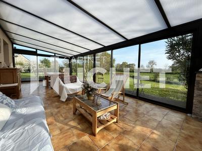 Maison - 121 m² - 5 pièces