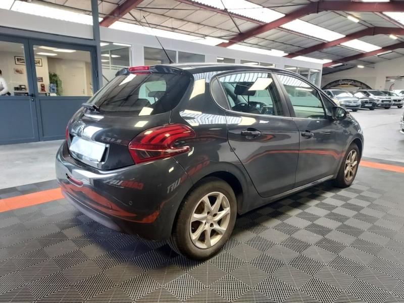 Peugeot 208 1.2 Puretech 92 Ch Style - Garantie 6 Mois