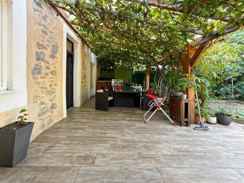 Maison - 180 m² - 4 pièces