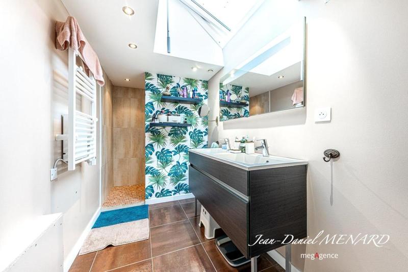 Maison en pierre - 215 m² - 7 pièces