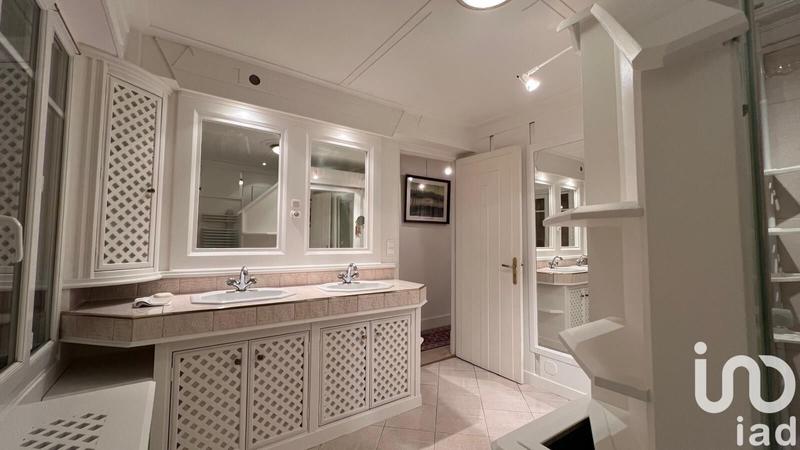 Maison - 160 m² - 5 pièces