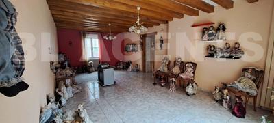 Maison de ville - 141 m² - 6 pièces