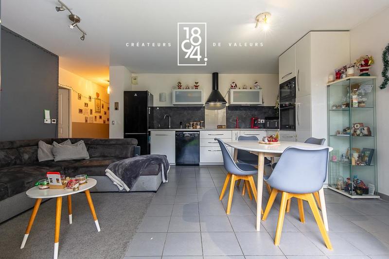 Appartement - 65 m² - 3 pièces