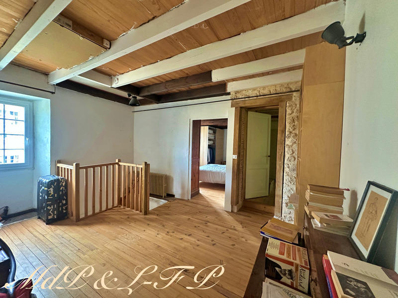 Maison - 294 m² - 6 pièces