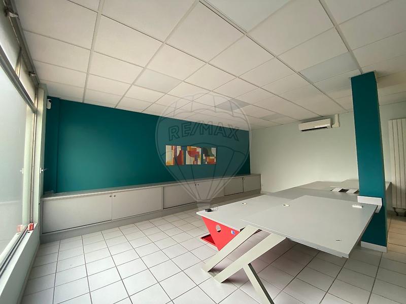 Bureau - 226 m² - 6 pièces