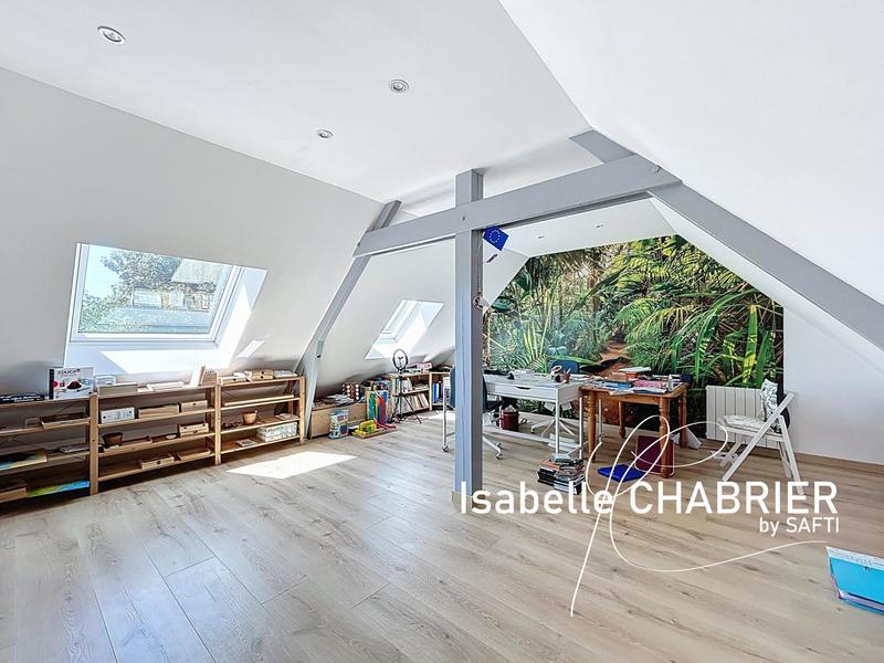 Maison - 153 m² - 6 pièces