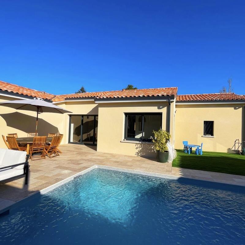 Maison - 105 m² - 4 pièces