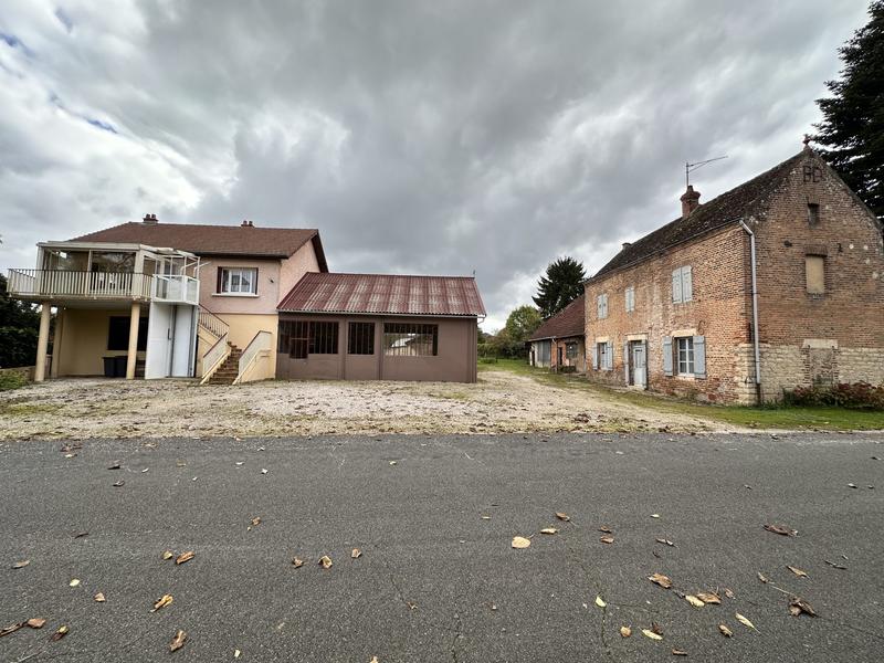 Maison - 160 m² - 7 pièces