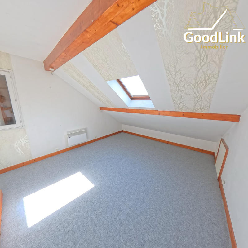 Maison - 85 m² - 5 pièces