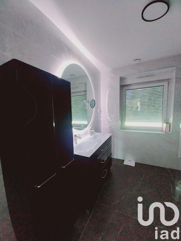 Maison - 273 m² - 8 pièces