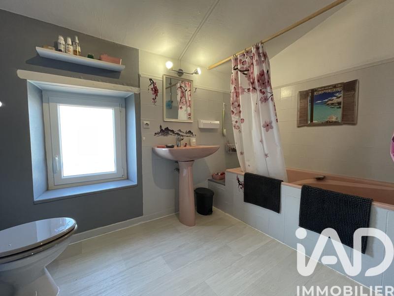 Maison - 185 m² - 6 pièces