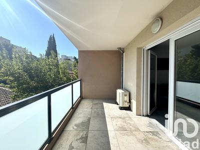 Appartement - 79 m² - 4 pièces