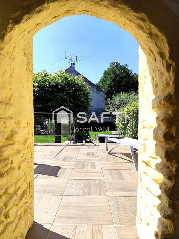 Maison - 150 m² - 9 pièces