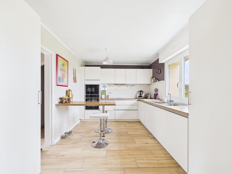 Maison - 150 m² - 9 pièces