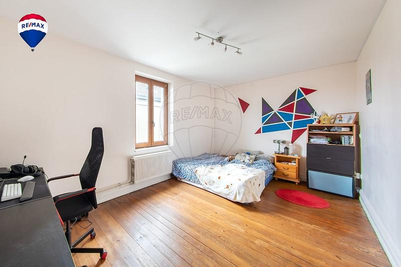 Maison - 143 m² - 6 pièces