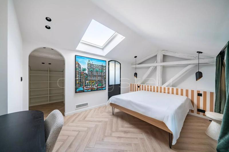 Appartement - 87 m² - 4 pièces