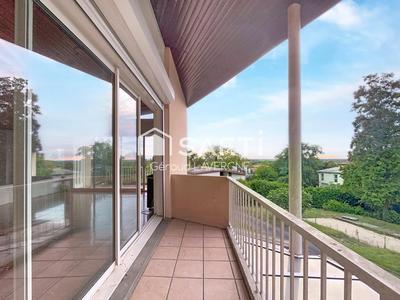 Maison - 218 m² - 7 pièces