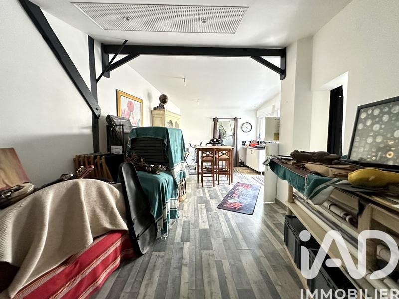 Maison - 216 m² - 7 pièces