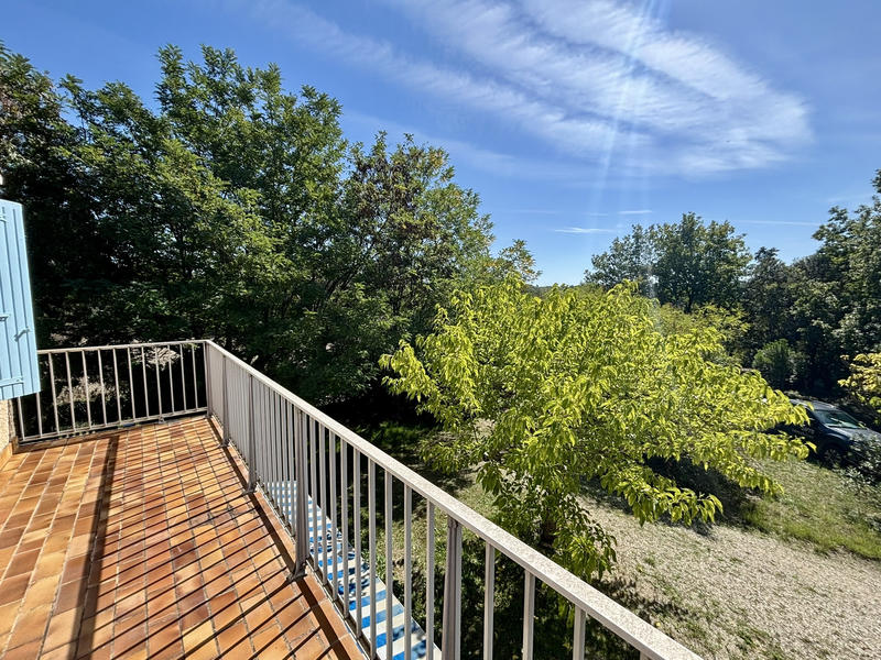 Villa - 180 m² - 8 pièces