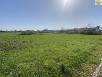 Terrain constructible - 1 224 m²