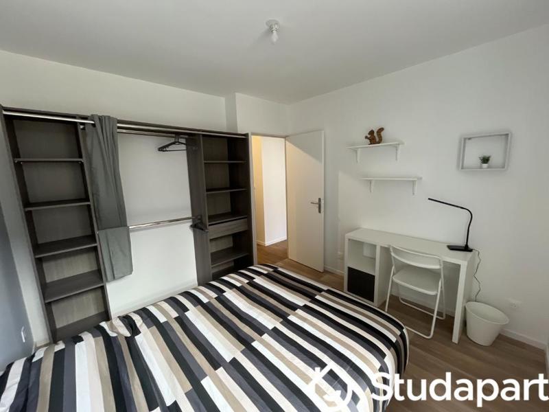 Chambre - 10 m² - 1 pièce