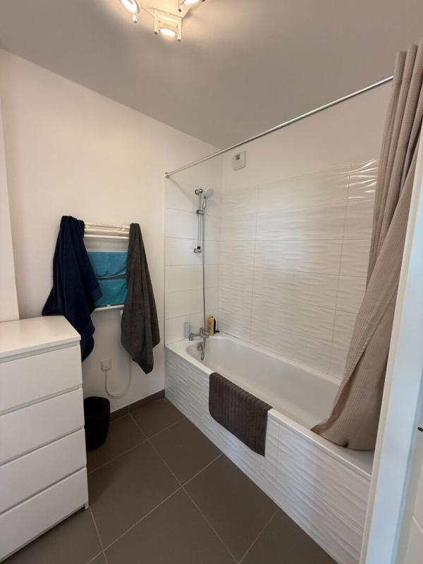 Appartement - 94 m² - 5 pièces