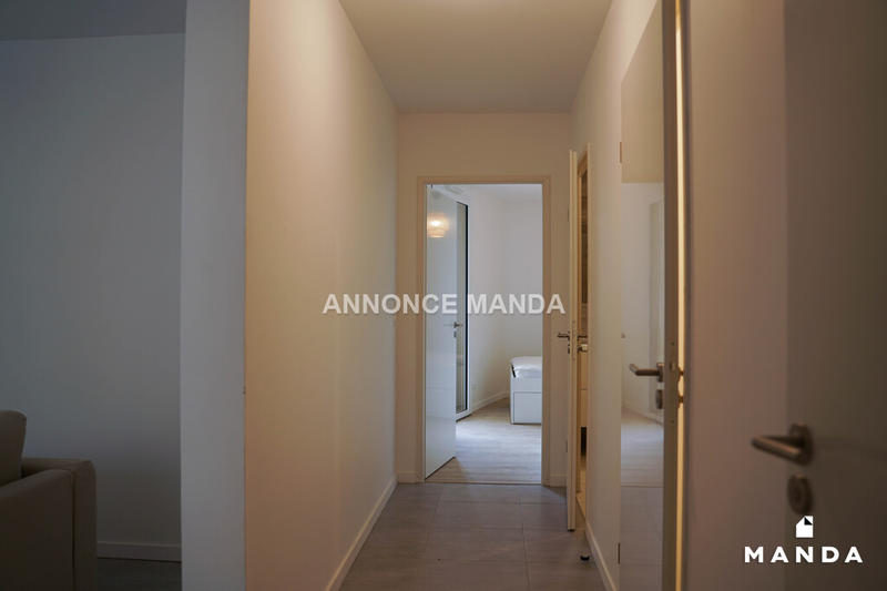 Chambre - 12 m² - 5 pièces