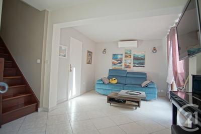 Maison - 91 m² - 5 pièces