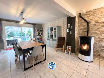 Maison - 167 m² - 7 pièces