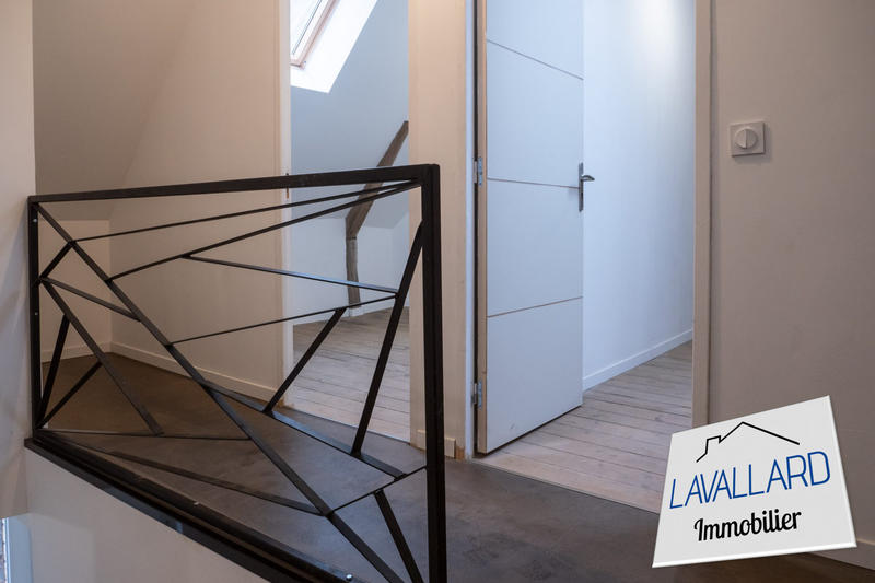 Maison traditionnelle - 95 m² - 5 pièces