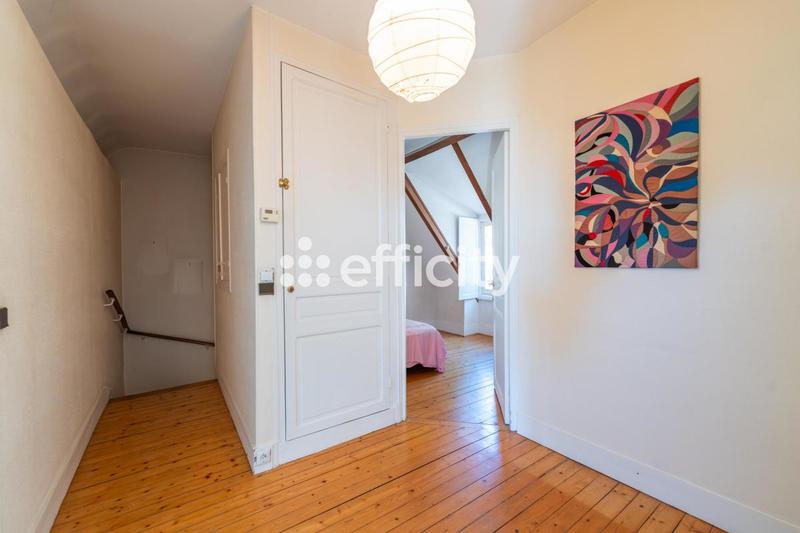 Maison - 115 m² - 6 pièces