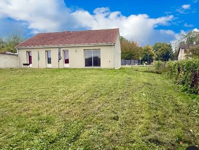 Pavillon - 90 m² - 5 pièces