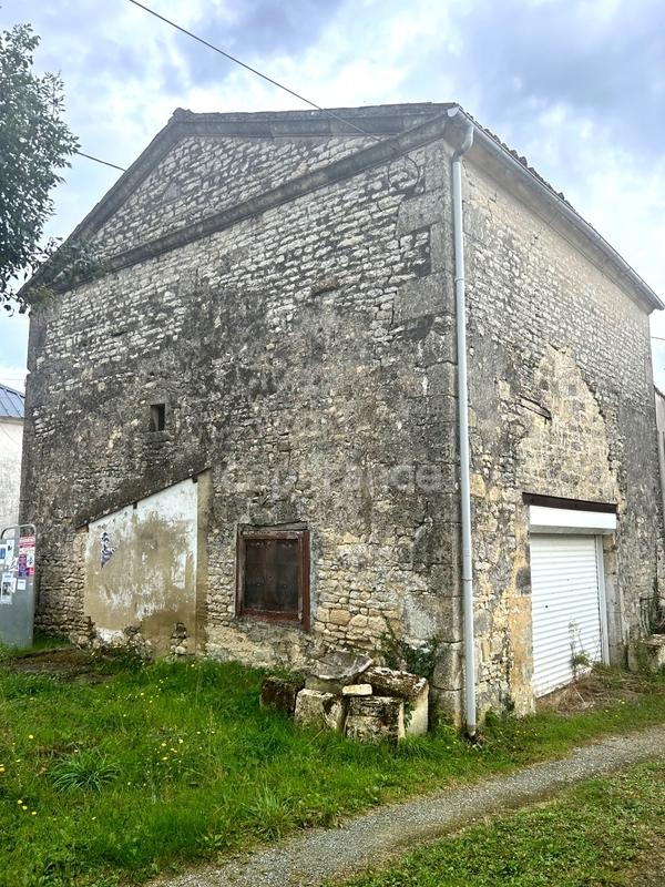 Maison en pierre - 54 m² - 1 pièce