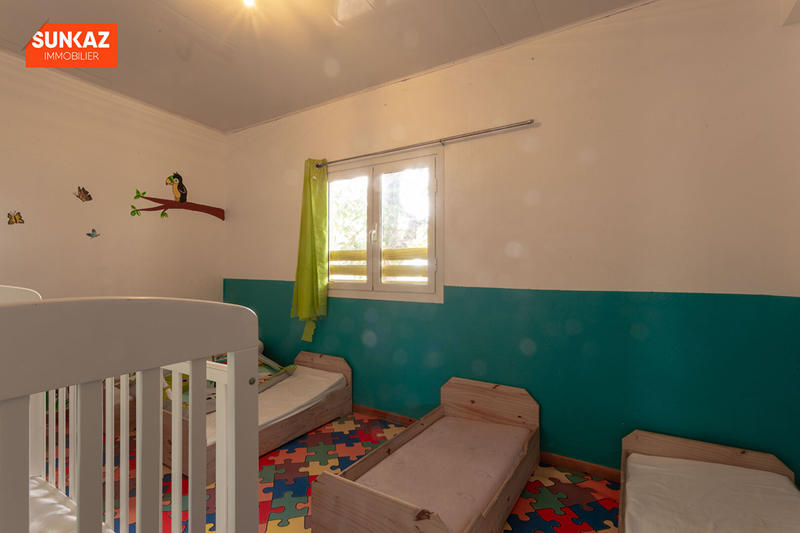 Maison - 98 m² - 4 pièces