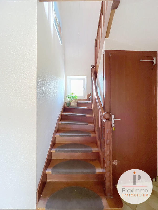 Maison - 110 m² - 4 pièces