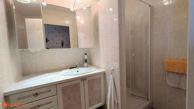 Appartement - 97 m² - 5 pièces