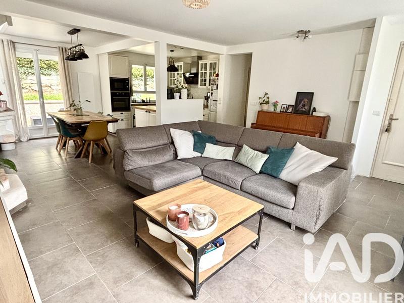 Maison - 110 m² - 7 pièces