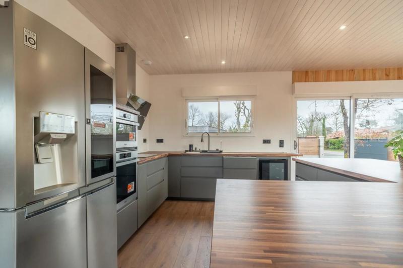 Maison - 157 m² - 6 pièces